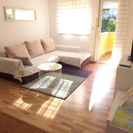 Apartman Ema Apartment